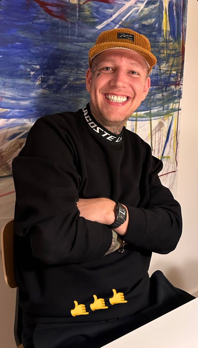 Dennis ☽ tweet media