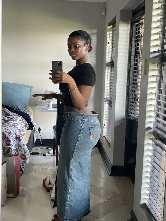 isab_sweet's tweet photo. @DestinyEtiko__ Like this pic for a follow back https://t.co/0ahNCoErob