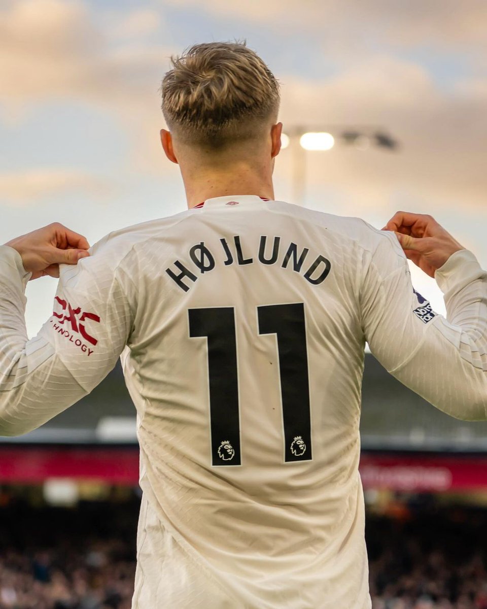 mfootballcup's tweet image. 6⃣/6⃣🔴⚪️

🔥 Rasmus Højlund keeps making history, he becomes the youngest-ever @premierleague to score in six consecutive games. 

👉🏼 Rasmus had participation in the #MFC2016 with @brondbyif. 

#OneOfOurOwn 🏆