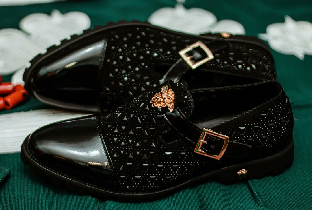 adegraphystudio's tweet image. These accessories not only enhance the bride and groom's appearance but also serve as meaningful symbols of their love and commitment on their special day.

#weddingphotography #weddingshot #weekendvibes #weddingaccessories #thebridestory #groom #photooftheday