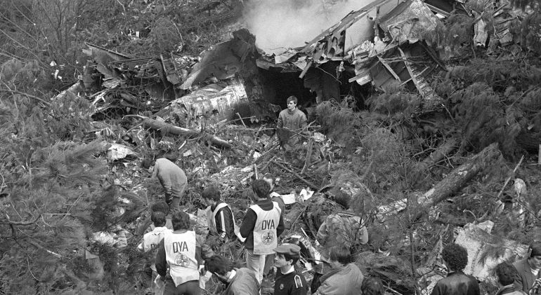 Hoy se cumplen 39 años del accidente del <a href="/boeing/">The Boeing Company</a> #727 #ECDDU en el #MonteOiz  mitma.gob.es/organos-colegi…