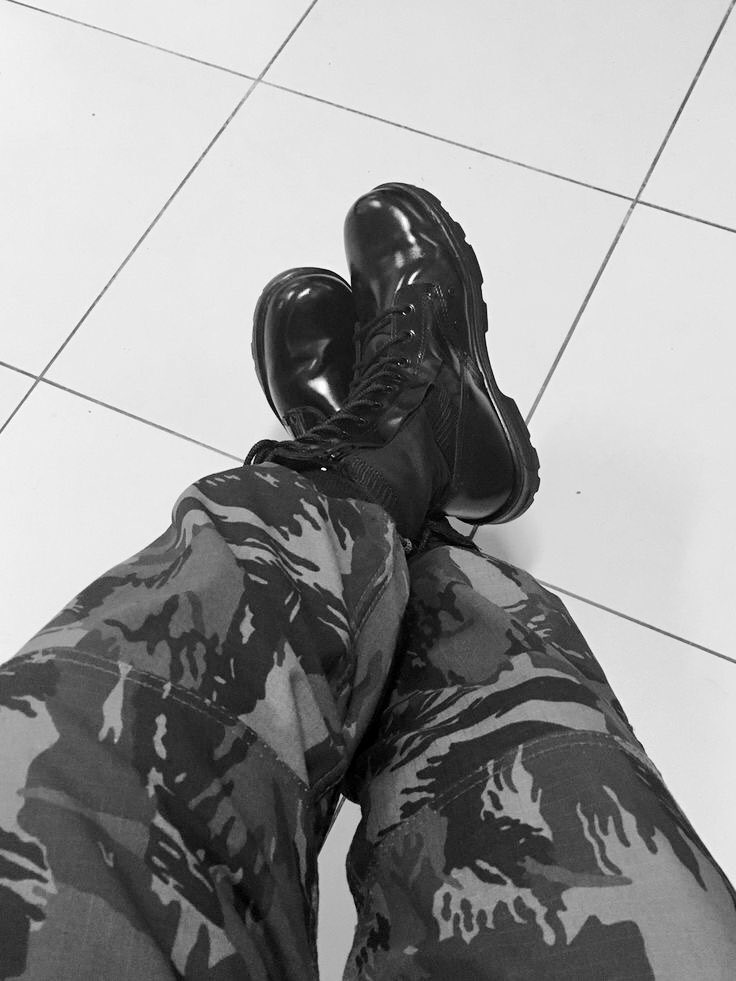 ㅤ

Bom dia a todos! Inicia-se mais uma semana e tenham uma ótima semana. Hoje eu fui para o quartel resolver algumas coisas relacionadas ao exército, terei um dia ainda mais cheio de trabalho se for participar do treinamento dos novatos. 🪖 ㅤ

ㅤ