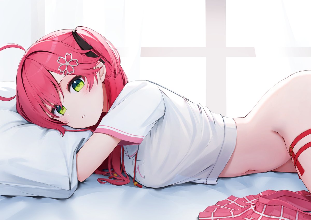 さくらみこ 「ノーパン差分も置いておきますね( '◔ ‸◔`) 」|にゃん🐾のイラスト