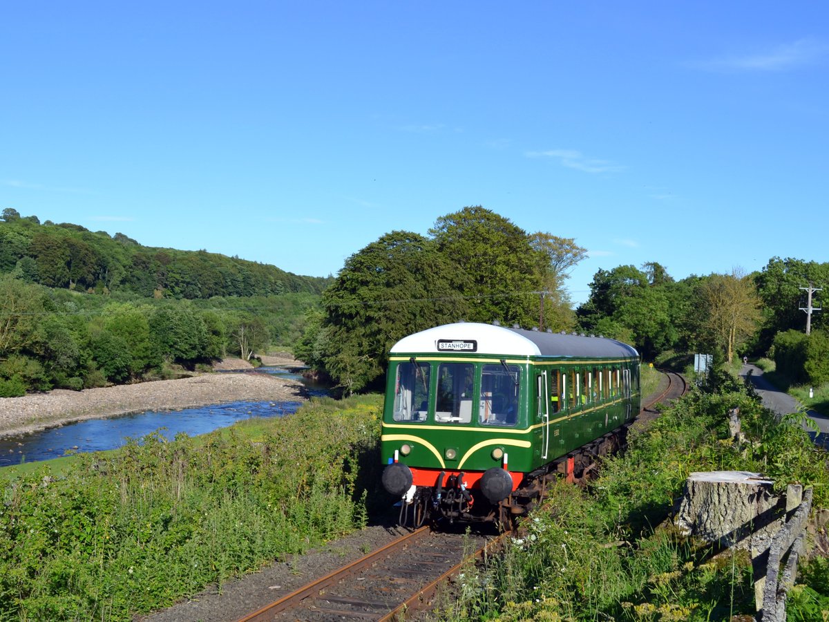 Discover_Durham's tweet photo. 🚂 🛤️See the beauty of the countryside in #Durham by travelling on the @WeardaleRailway ! This is a fun activity for #groups !  🔎https://t.co/RtlO2gtXdB

#DiscoverDurham #weardalerailway #grouptrip #groupvisit #grouptravel #groupgetaway @aucklandproject https://t.co/u6XDxxGQJl