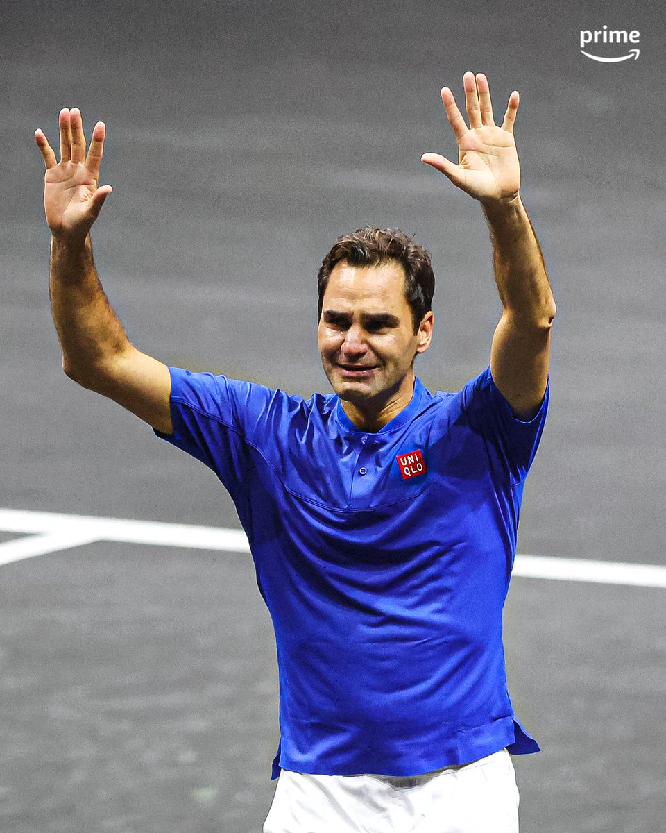 PVSportFR's tweet photo. 🎾🇨🇭 Prime Video vous annonce la sortie d’un documentaire relatant les 12 derniers jours de l’illustre carrière de Roger Federer.

Le film montre le champion suisse sous son jour le plus vulnérable et le plus candide, alors qu’il fait ses adieux au jeu et aux fans qui ont façonné sa vie au cours des deux dernières décennies 🎥