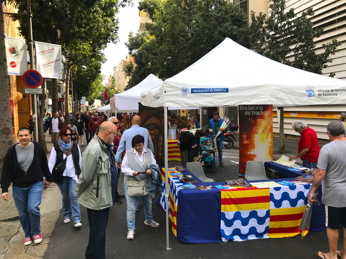 📢 Inscripcions obertes per a la fira de Sant Jordi 🌹

 🛍️ Comerços, entitats i centres educatius que vulguin participar en la fira comercial de #Badalona d'aquest 2024 ja poden enviar la sol·licitud 📝 bitly.ws/3dzSS

📅Fins al 9 d'abril

 #ComerçBDN #StJordi #Badalona
