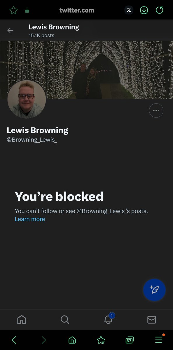 I've hit the big time! My crime? I liked a post that made more sense than he did. 
A Journo you can't criticise. Really? #Gills
