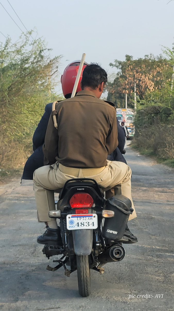 creativeideasss's tweet photo. @Uppolice @dgpup @UPGovt 

श्रीमान से अनुरोध है उचित कारवाही करे ,हेलमेट नही है साथ ही साथ नंबर प्लेट में त्रुटि है , और जहा तक ये भी होगा की गाड़ी का न इंश्योरेंस होगा न ही पॉल्यूशन सर्टिफिकेट

क्या इनका चालान होगा ? https://t.co/m0b82WLkoF