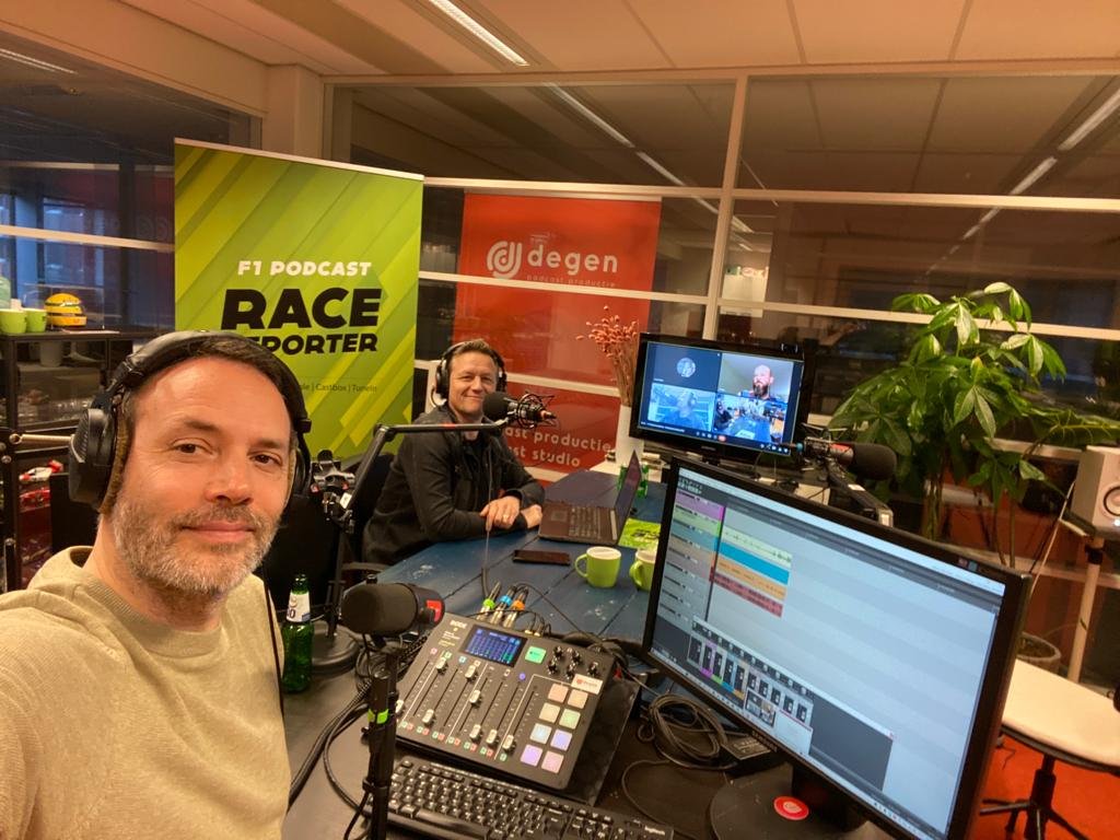 RaceReporterNL's tweet photo. Uit de oude doos. De mooiste studio van RaceReporter tot nu toe. #RaceReporter https://t.co/xEDz7nQJjP
