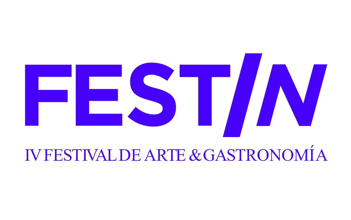 MNCeramica's tweet photo. Ha arribat el dia del nostre #festinvalencia!
Ho tenim tot amanit per a gaudir d'una vesprada irrepetible que agraïm a la seua comissaria Andrea Santamarina, a les rebosteres i ceramista implicades en l'activitat. https://t.co/1XRwp8Lw6Q