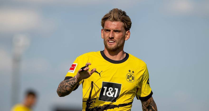 TuchelsErbe's tweet image. 🚨: Im Sommer könnte Ole #Pohlmann Borussia Dortmund verlassen. Trotz Vertrag bis 2025 hat er kaum Perspektive im Profikader. Nach seinem Bundesligadebüt wurde er wieder in die U23 versetzt, wo er herausragt: 14 direkte Torbeteiligungen in 22 Spielen… #BVB 

🔴🗞️@ruhr24