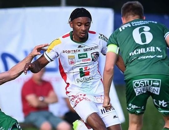 Thierno Ballo - Austrian Bundesliga 23/24: ☑️15 games ☑️7 goals ☑️3 assists ☑️G/A every 100 minutes ☑️1.5 key passes per 90 ☑️6 big chances created ☑️1.8 key passes per 90 ☑️1.3 tackles per 90 22 years of age. A very promising season for the former Chelsea academy player. 🇦🇹