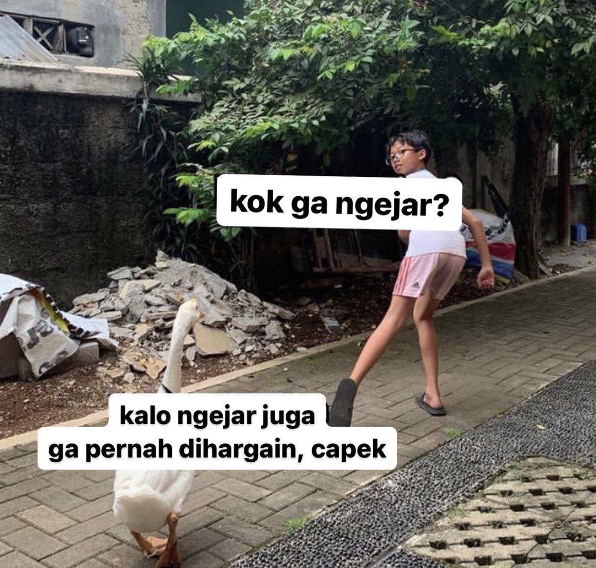 cemburuya's tweet photo. capek juga kalo dicuekin terus https://t.co/xGaD8cKCb4