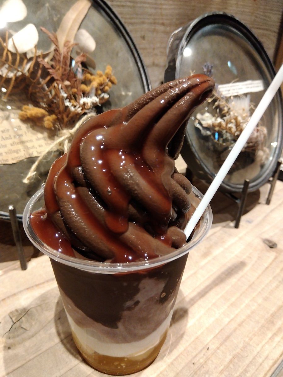 hisaizunomori's tweet photo. ファビュラス😋💖🍴⑅*॰ॱ
#ブルックリンドック #レアショコラシャンパーニュ #NORTHLINK #イオンレイクタウン https://t.co/FbiTxZpiD5