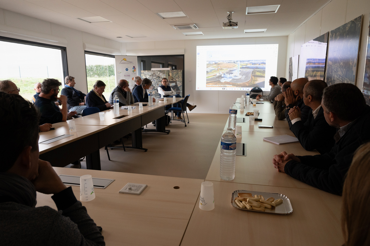 Proviridis est fier d’avoir inauguré, jeudi 15 février, sa nouvelle borne de recharge électrique, à Rousset, sur le parking du GIHVA Groupement des Industries de la Haute Vallée de l'Arc !
Proviridis remercie tous ceux qui ont contribué à faire de cet événement un grand succès.