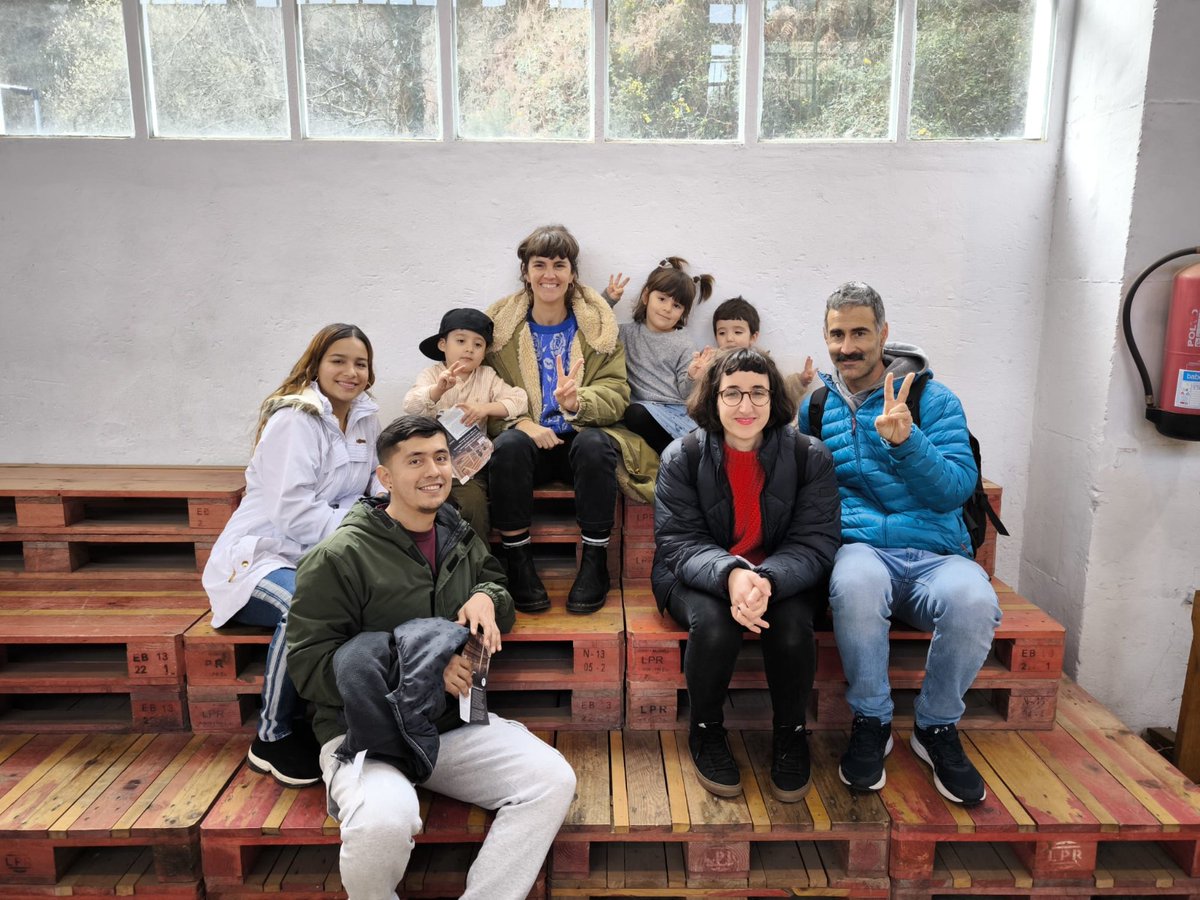 Errenteriako eta Donostiako Familia Laguna programan parte hartzen duten familiek  primeran pasa dute Eureka Zientzia Museoan eta Albaolan.  Oportunidad única para fortalecer la relación entre las familias y disfrutar de actividades divertidas. ¡¡Gracias!! <a href="/eurekakutxa/">Eureka!ZientziaMuseoa Kutxa</a> <a href="/albaola/">Albaola Itsas Kultur Faktoria</a>