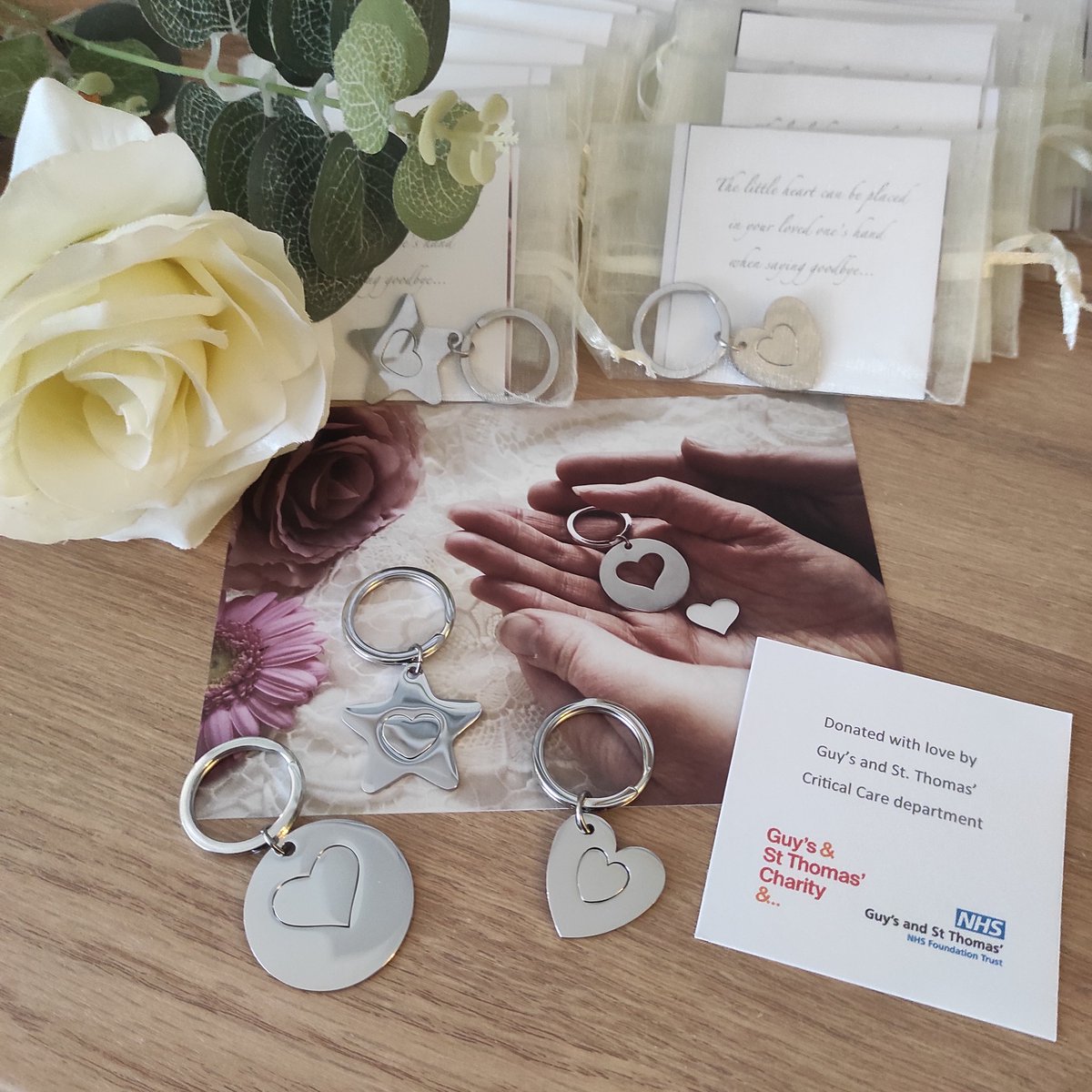 HITHproject's tweet photo. Thank you @gsttcharity for this lovely sponsorship of our hearts. They will be used on your ICU department to help comfort bereaved families at their time of loss. 💙 Thank you x
#guysandstthomashospital #bereavement #heartintheirhand #griefandloss #icu #sponsoraheart https://t.co/EPAERM5rim
