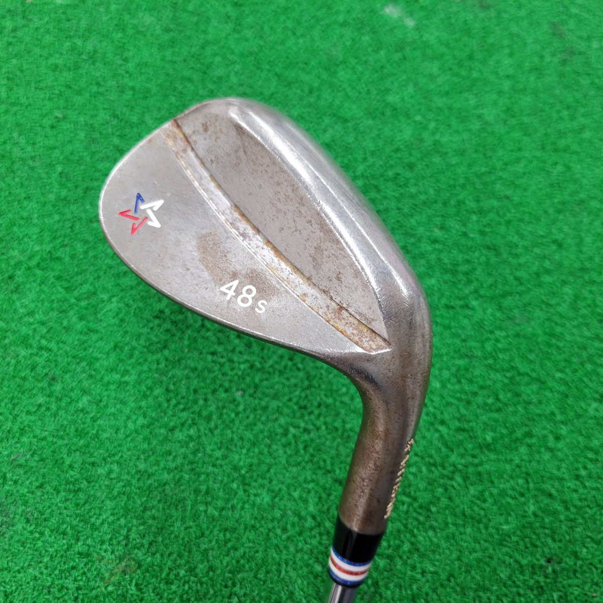 dotlinegolf's tweet photo. アーチザンウェッジノーメッキ入荷しました！
今流行りの48.52.58度の3本セッティングですね🎵
#ARTISANGOLF https://t.co/AVe8GGyUgt