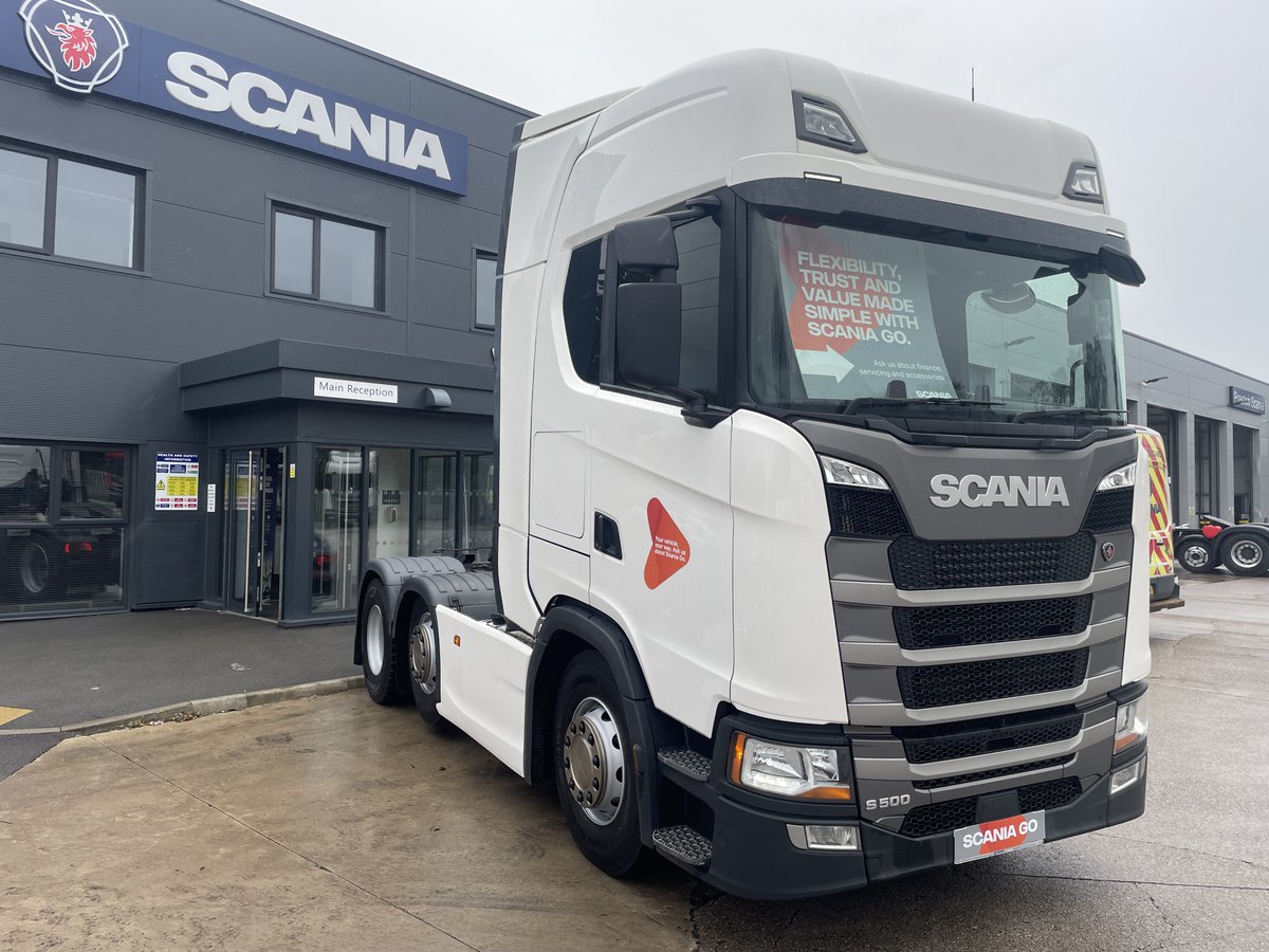 Our Used Trucks team at Haydock Commercials were delighted to deliver this #Scaniago vehicle to Padraig Casey recently, First Scania Go/retail truck delivered to Southern Ireland since Brexit for Haydock Commercials, Padraig says he is keeping the EU and UK bonding together.