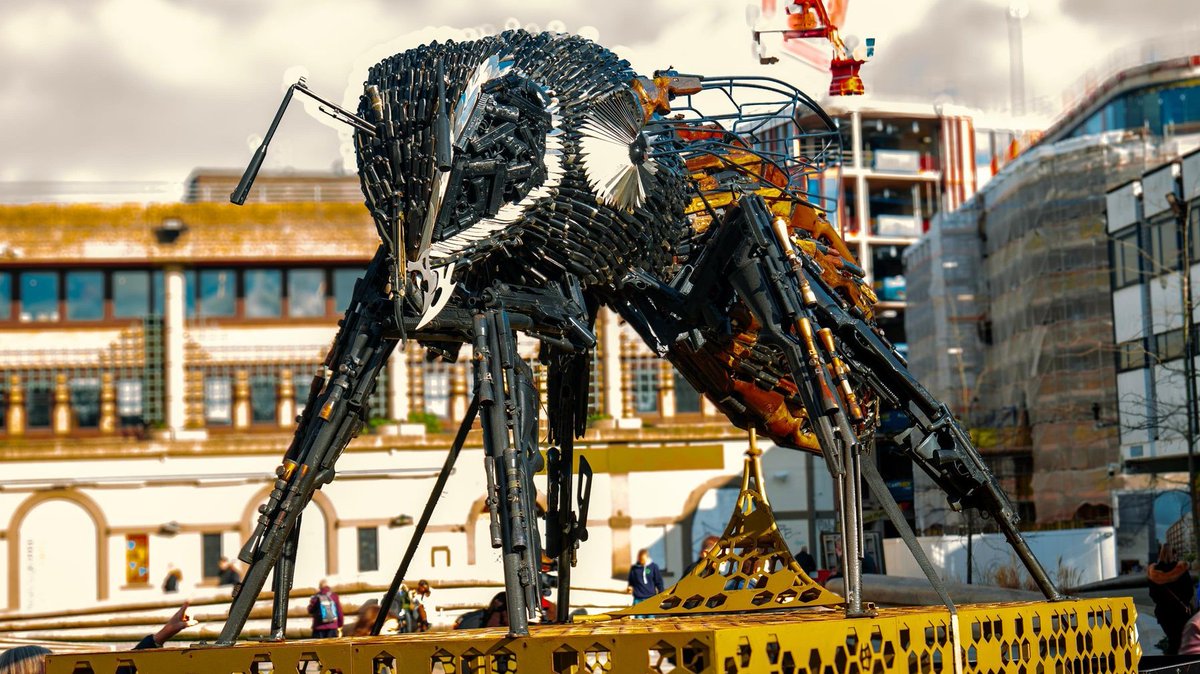 GloucesterCity's tweet photo. Head to Glos College Campus tomorrow from 10am-4pm to catch a glimpse of the bee sculpture π
The bee is visiting Gloucester to spark discussions with young people about the danger of weapons/violence.
These super images were taken by Lewis Whitter Photography π
#BeeFearless https://t.co/H09v0fEW2q