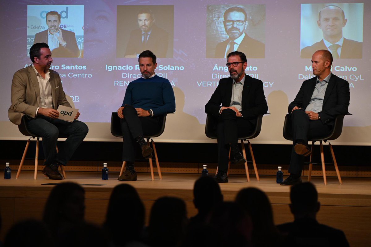 gemaguzman @MicrosoftES Mesa redonda 👉 el planeta en peligro. Última  llamada a la sostenibilidad ✨ Alejandro Santos @APDasociacion ✨ Ignacio  Rodríguez Solano @renaultgroup ✨ Ángel Mato @vertexbioenergy ✨ Miguel Calvo  @iberdrola