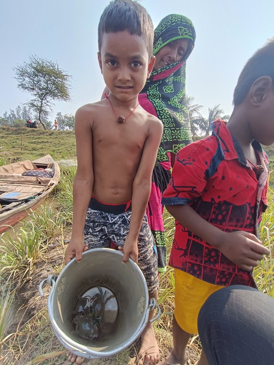 itsBiswajeet's tweet photo. Restoring mangroves and supporting coastal communities in Paradeep, Odisha, India 
 #mangroves provide livelihoods to communities and protect them from natural disasters like storms and cyclones. But they face threats from climate change, pollution &amp; unsustainable development. https://t.co/uNwnBCc7av