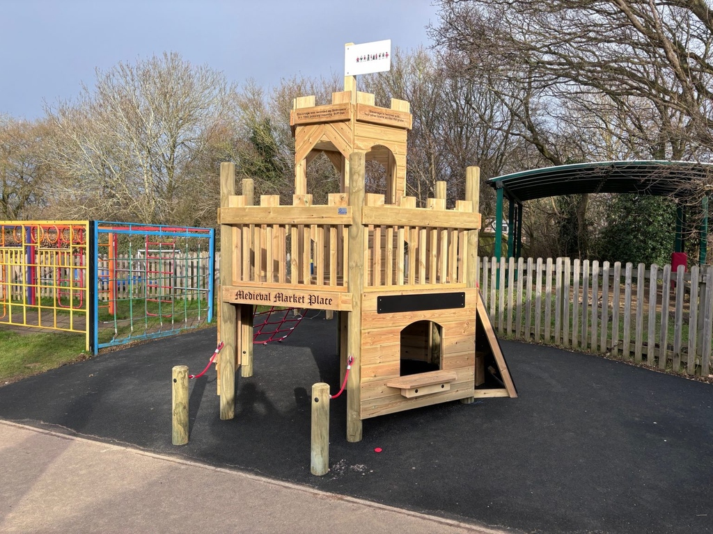 We recently completed some work for Giles Nursery and Infants’ School, including this fantastic #castle #climber! With lots of routes up to the main deck and the school’s logo on the flag, we hope everyone at Giles loves this climber as much as we do! #edutwitter #playequipment