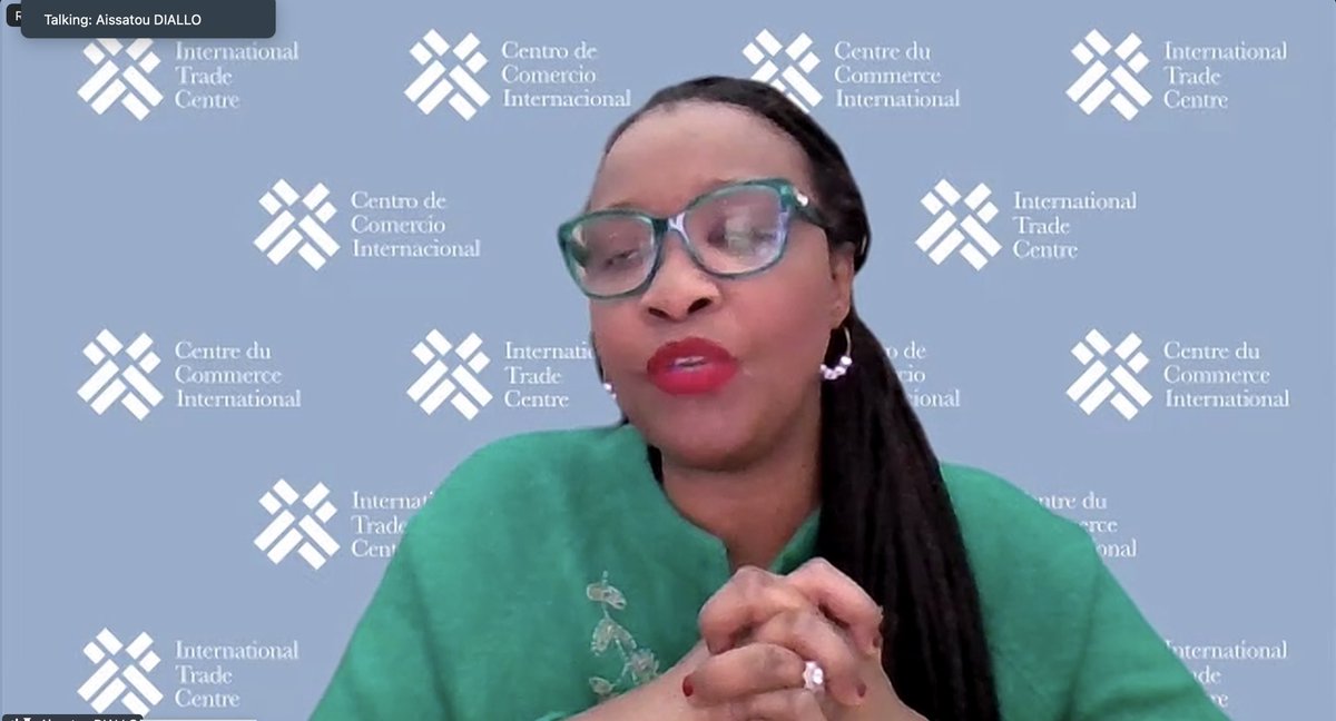 CShowAfrica's tweet photo. It was a pleasure hosting @ADiallo_ITC at the African Mentorship ! π She emphasized the significance of intellectual property, intra-African trade, and the crucial role @ITCnews plays in supporting young entrepreneurs. "Protect your ideas, embrace intra-African trade!" π#csamp https://t.co/rK3UtMBIg1