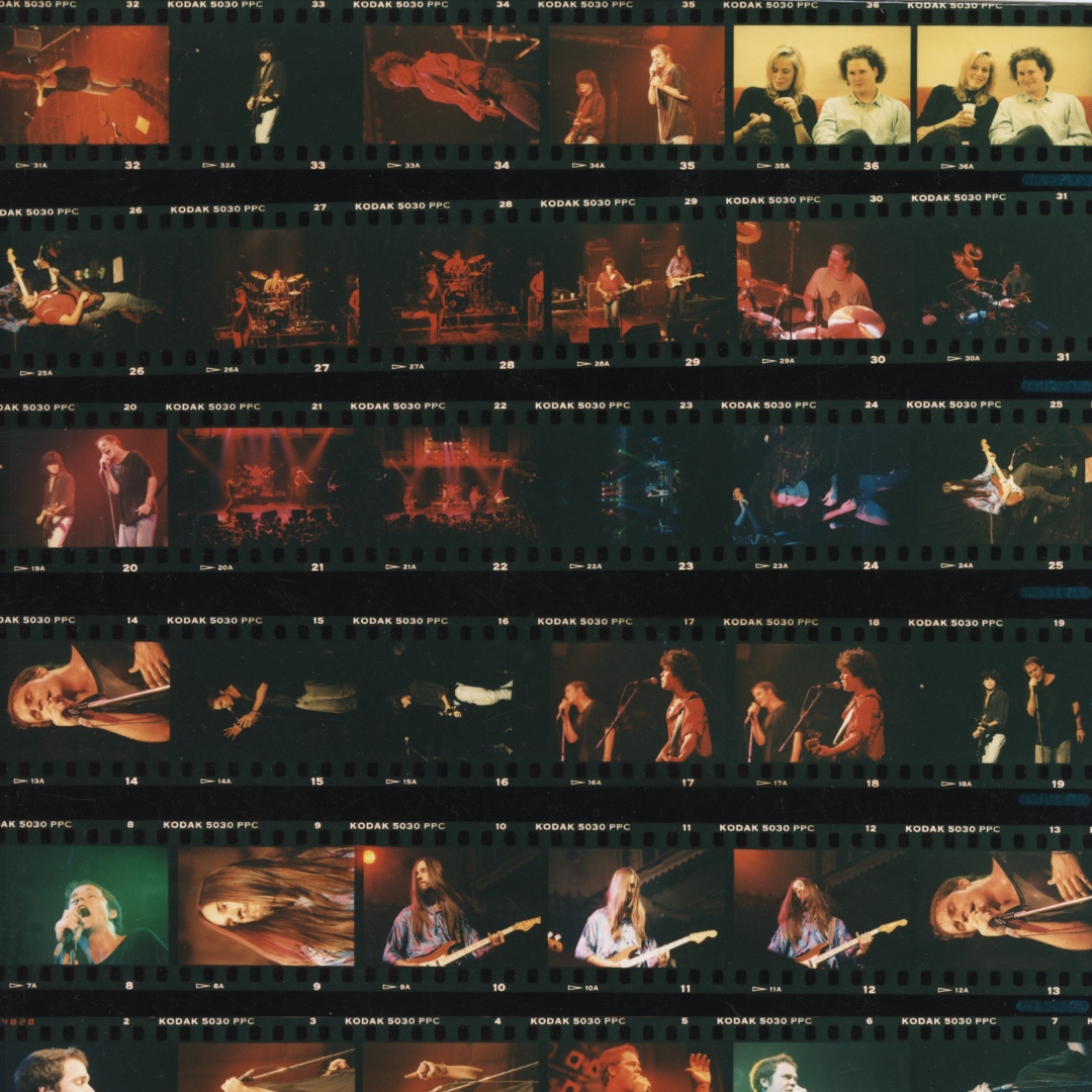 thehipofficial's tweet image. Released February 19th, 1991. Today, “Road Apples” turns thirty three 🍎
What’s your favourite song on the album?