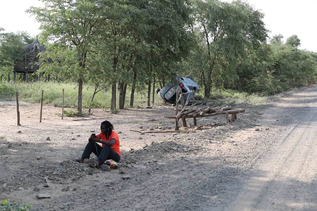 WeziVMhone's tweet photo. Long trips and tyre bursts… For every trip made, give thanks for safe returns. From Kasumba Lesa to Sesheke, From Petauke to Solwezi.. We are all over Zambia, passing the mic to the citizens. Every voice is valued! We all matter #PassMeTheMic https://t.co/XkHWxoW7As
