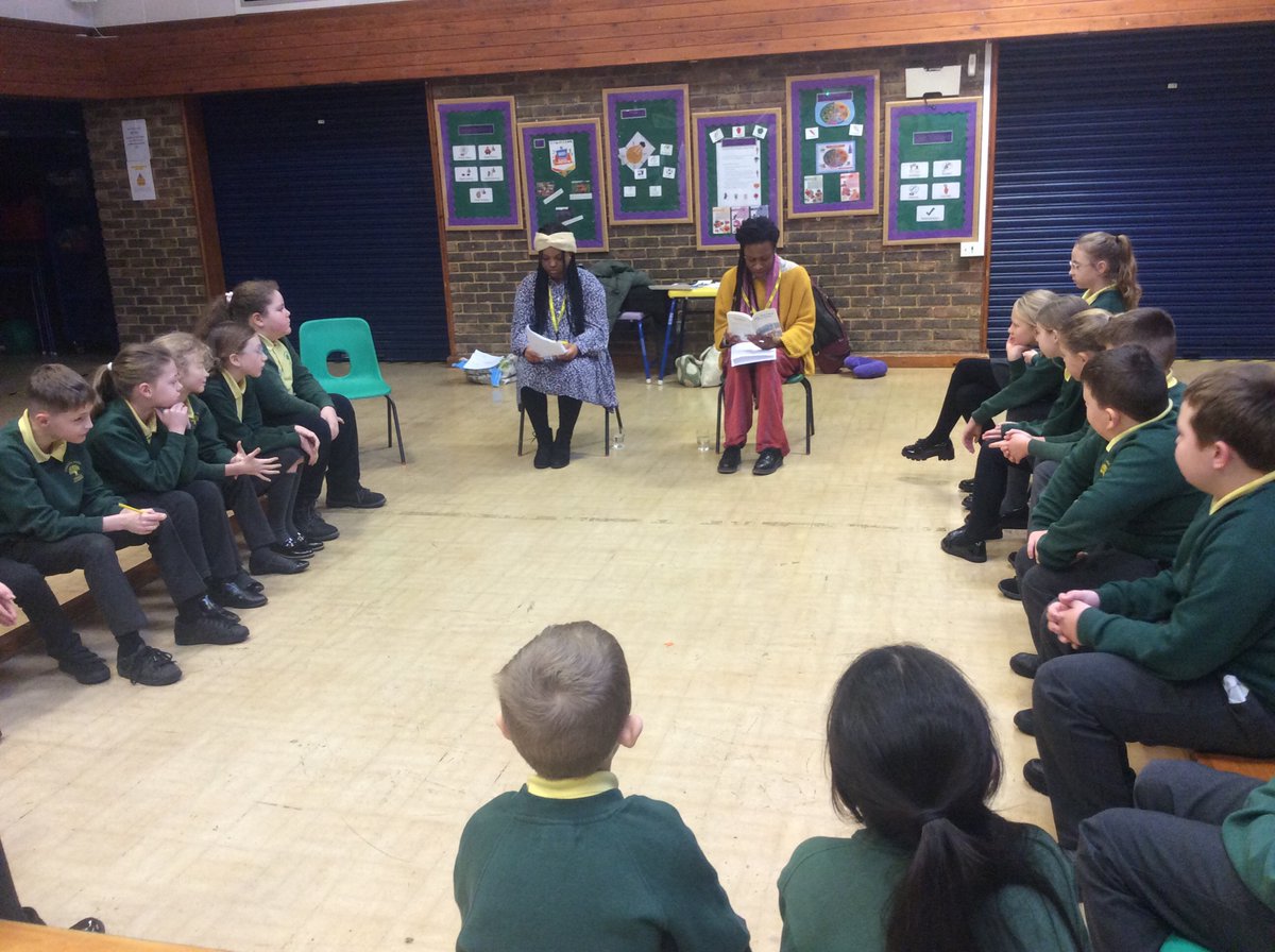 MrsDaniel_RSW's tweet photo. Year 4 attended a drama workshop from “8Ways to Connect”. The focus was on ways of resolving conflict, based around E Nesbit’s novel, ‘The Railway Children’. https://t.co/UjvZ9yR5l2
