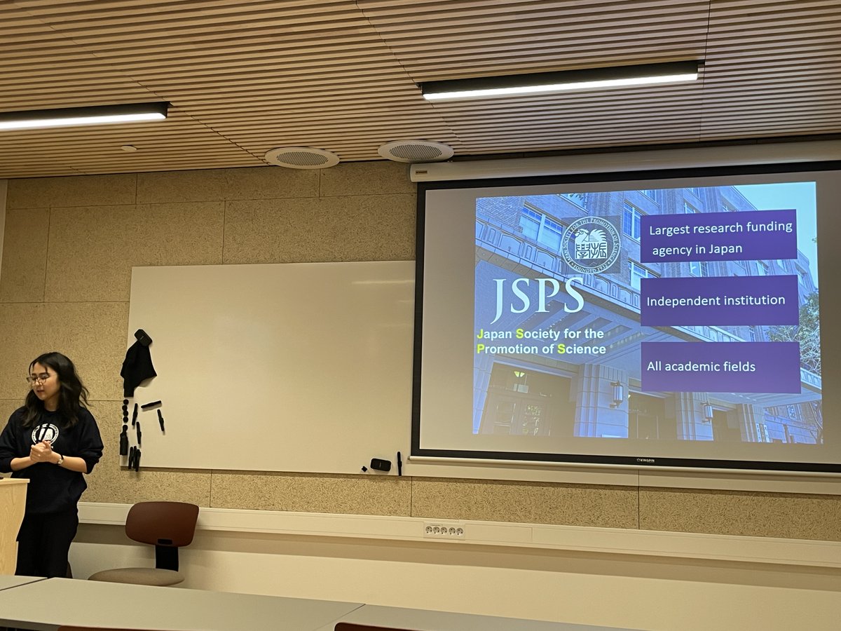 rothkopfAK's tweet photo. We continue at the #NJAN 2024 network meeting at @UiB with a welcome address by @jsps_stockholm containing a great overview of different @jsps_sns fellowships for postdocs and staff for research stays in Japan. The network thanks for the generous support of the 2024 meeting. https://t.co/FxozM9e5Fb