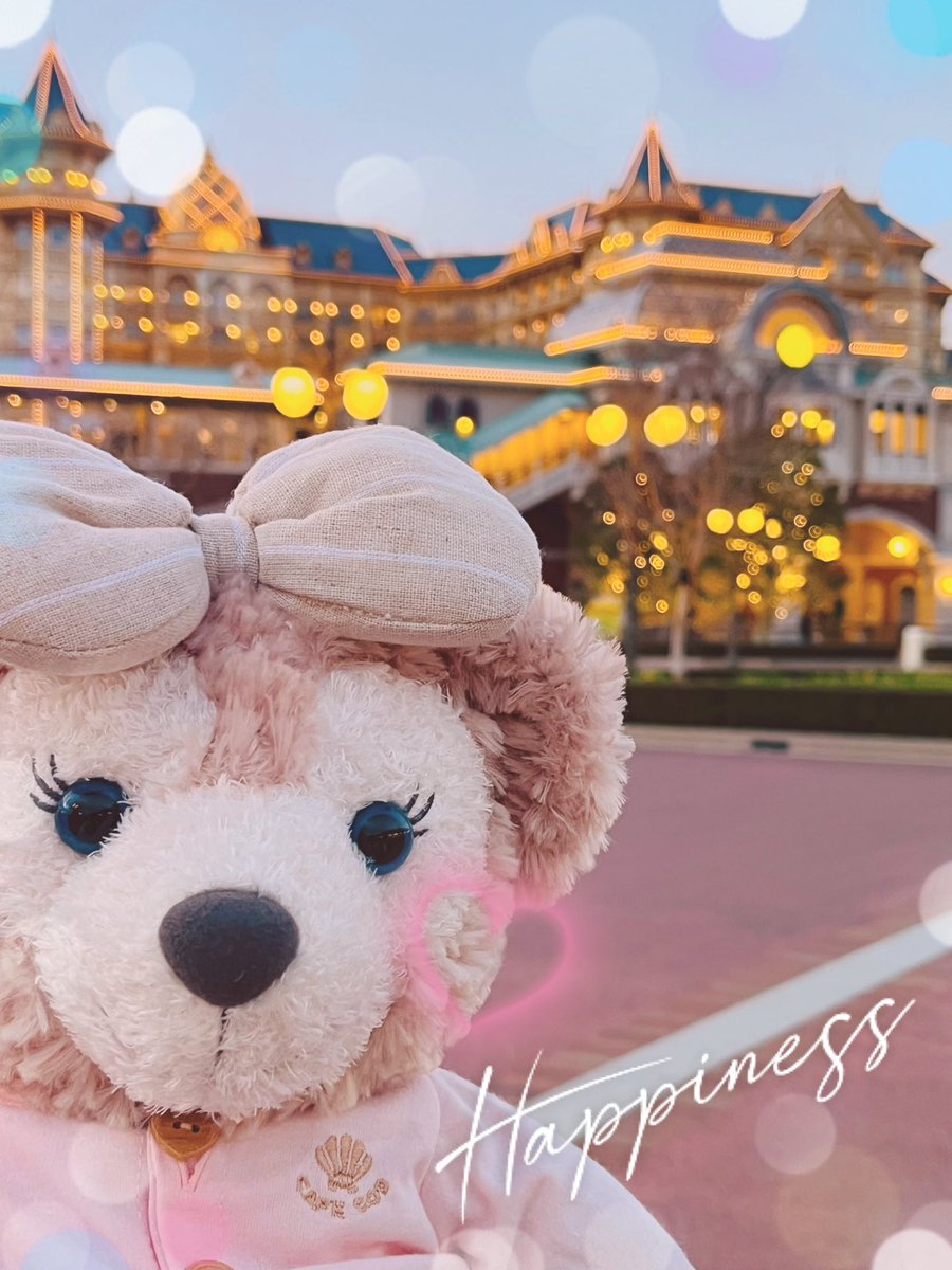 naa19934842's tweet image. 魔法にかけてくれてありがとう🥰
沢山辛いことや大変な事があるけど、素敵な思い出が出来たのでまた頑張ります…✨️
 #TDS
 #TDL
 #ShellieMay