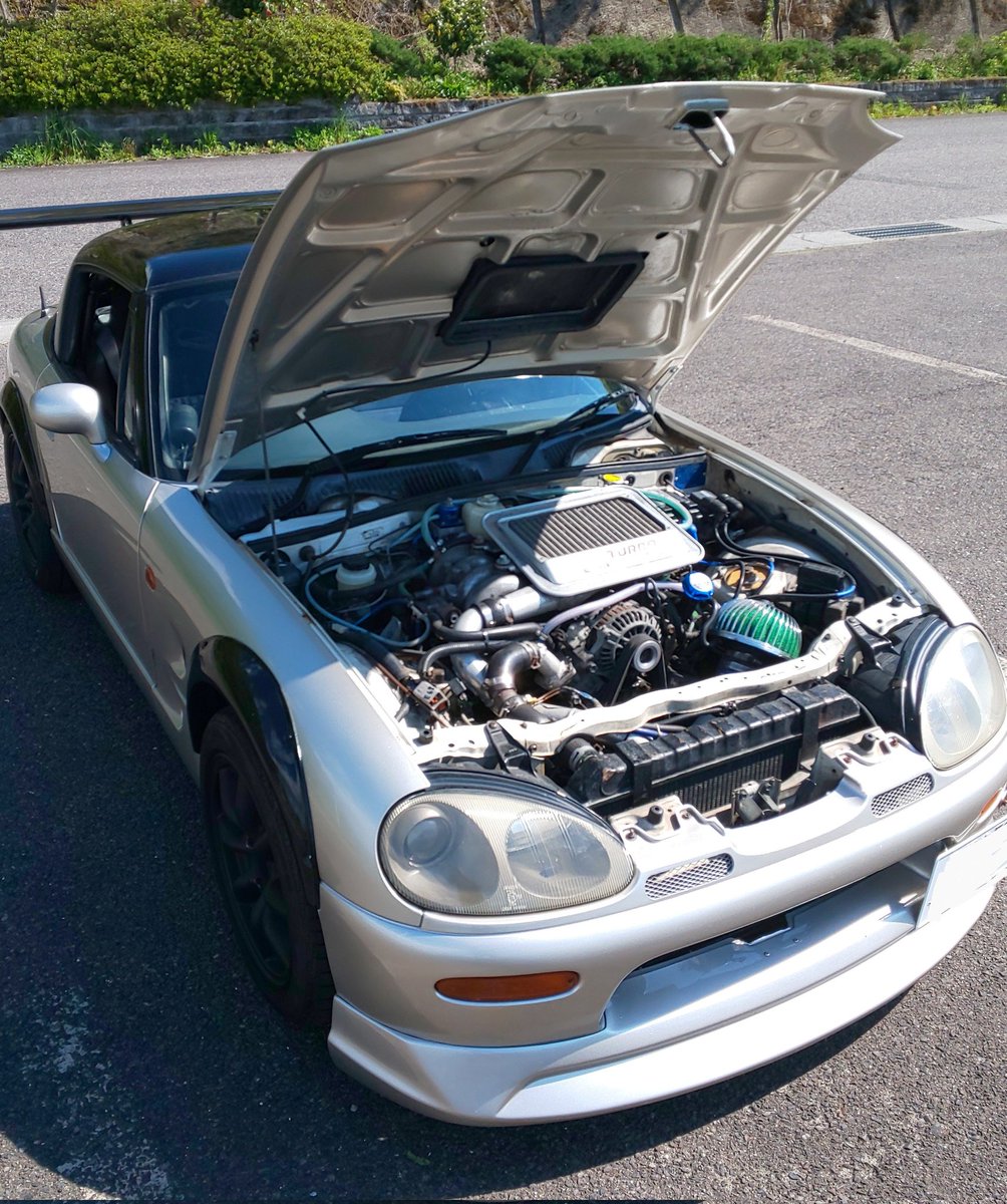 2018年の漫画で15年前って言ってるから2003年頃にはいたって計算か