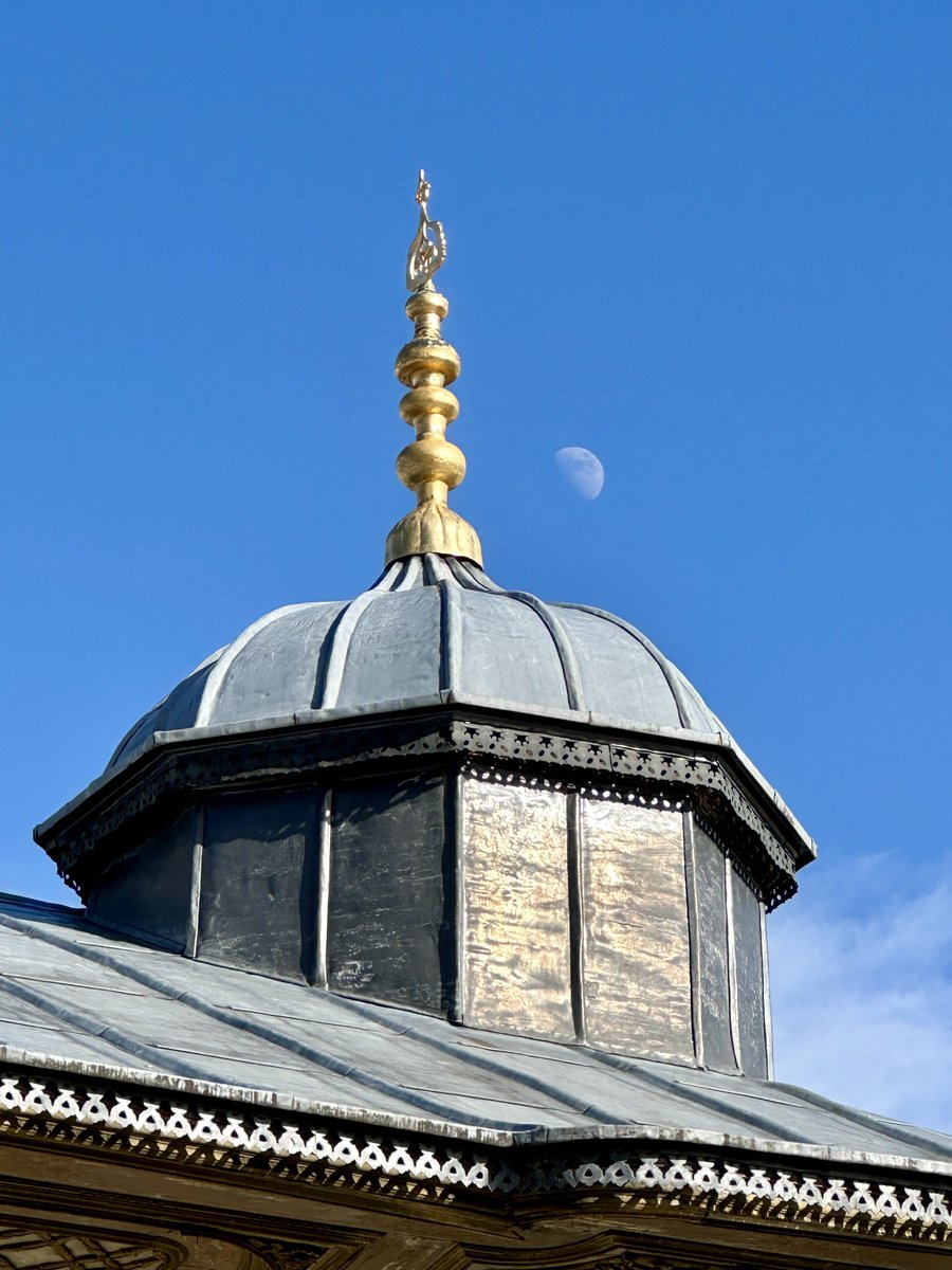 thisistanju's tweet photo. III.Ahmed Çeşmesi 📍Sultanahmet,Istanbul https://t.co/Y7z0Ulb8SU