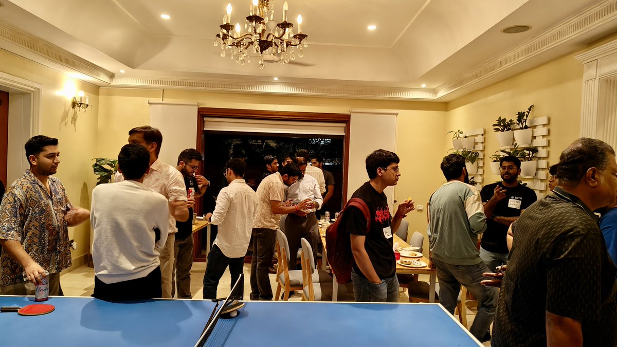 A massive thank you to all the incredible attendees who joined us last Friday for 'Afterhours: Founder &amp; VC' at Hashed Haus, Bangalore. Your presence made the evening truly special! 🙌