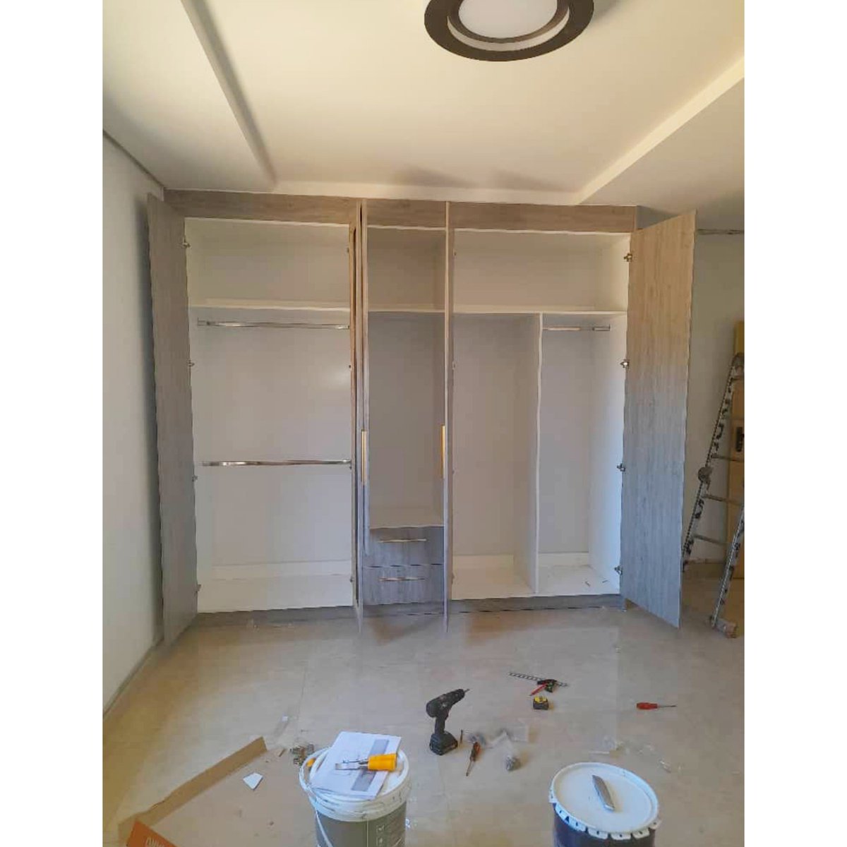 epacworld's tweet photo. CARPENTER SERVICES 🇧🇼
[WARDROBE FITTING]
Call +267 75 370 351
WhatsApp+267 71 536 603
Carpenter: Booster Morebodi https://t.co/hd3Zy5DMKW