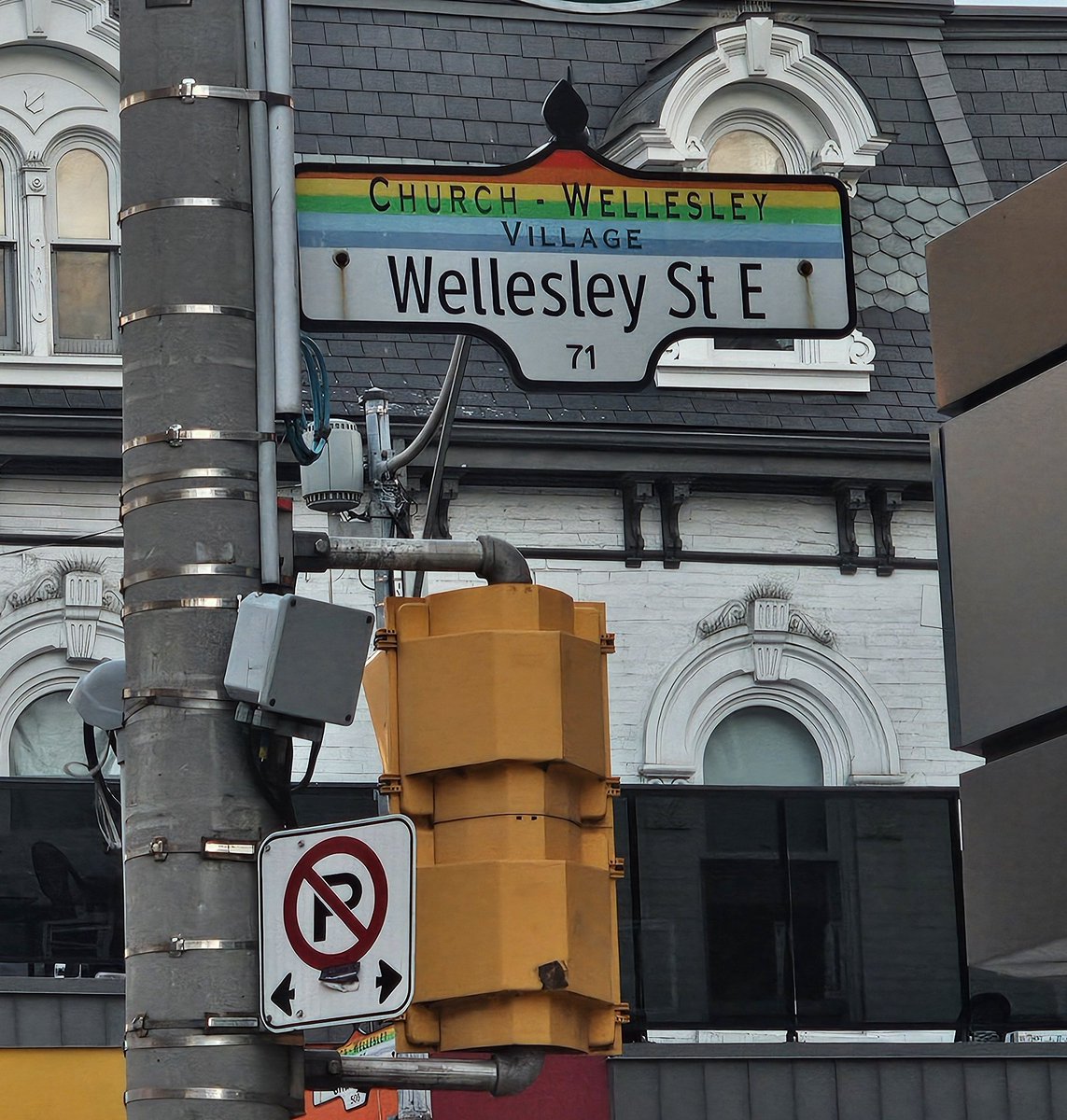 No matter how short a duration, it's great being back in a neighbourhood I spent so much time in.  Great caring people live and run businesses here. #ChurchWellesley