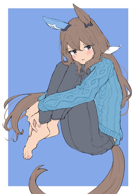 「bangs hugging own legs」 illustration images(Latest)