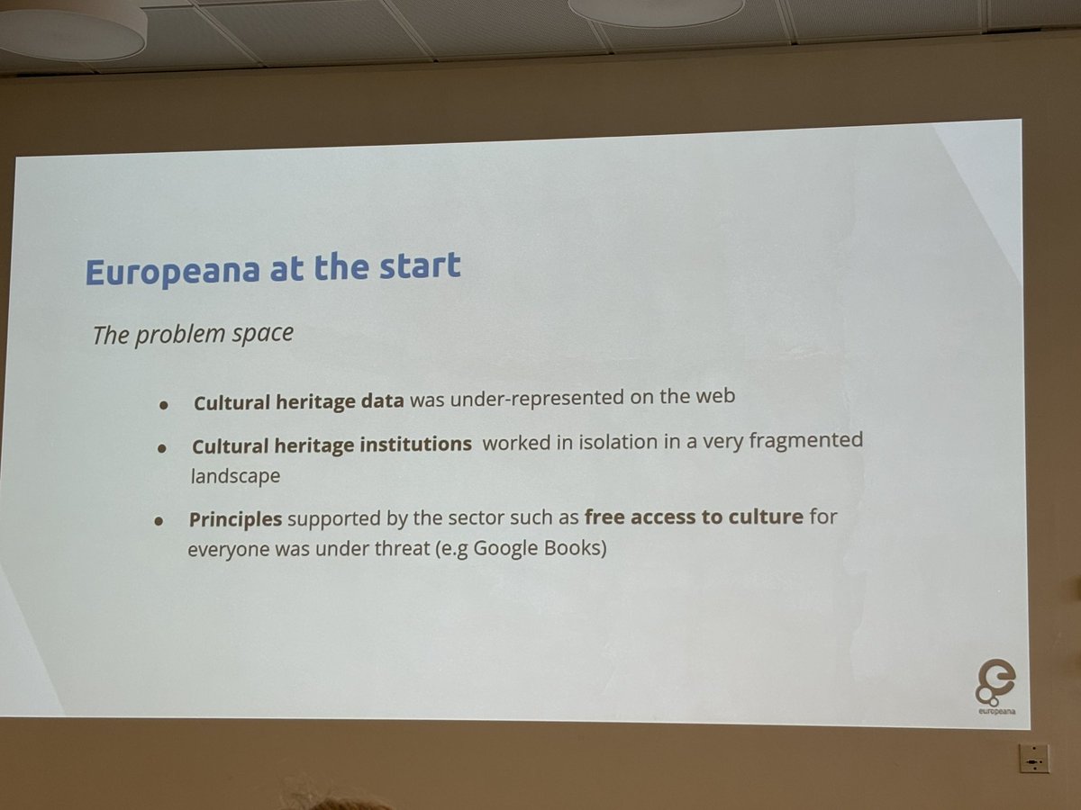 sclaeyssens's tweet photo. the Europeana ‘problem space’ then and now. #DS4CH #DataKBR @valentinec89 https://t.co/MM9VqjAZ1D