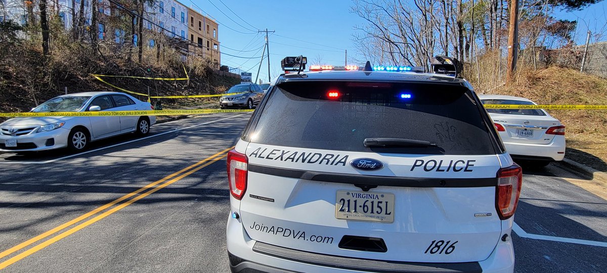 DEVELOPING: Three people injured, two with life-threatening injuries, after they received a serious shock at an @Alexandria construction site. @AlexandriaVAPD said more information will be released on social media this afternoon. @DCNewsNow