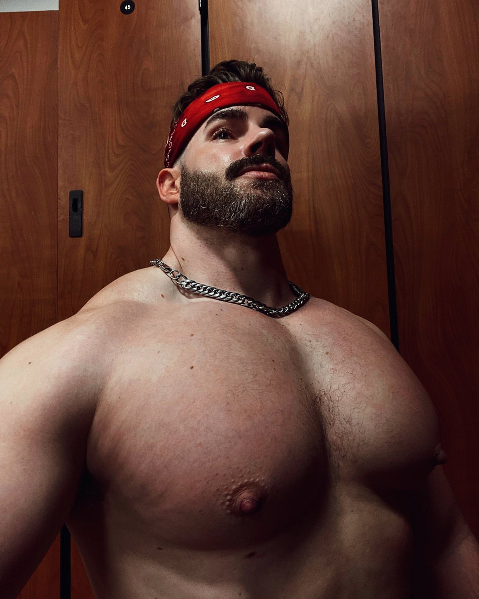 Dane de Bruin on X: PSA: Its great to capture your progress and gym  moments, however, do it respectfully and responsibly. No one, and I mean no  one, wants to be in your videopics at the gym. Focus on you and let others  enjoy their time too. t