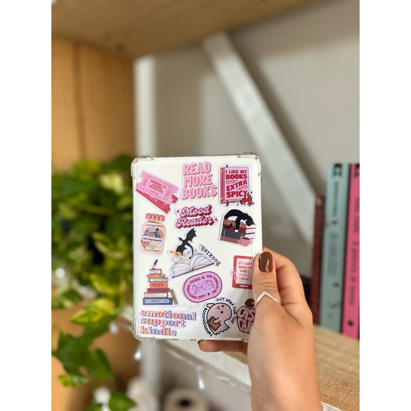 monisdaspromos's tweet photo. 🚨Oferta SHOPPE🚨

✨CAPA KINDLE DE SILICONE PREMIUM + MIMO (ADESIVOS SEM RECORTE) (recorte a mão) | Capinha transparente de Kindle Oásis, Paperwhite, 11, 10 | Capa Amazon TPU
➡️53,99
🛒https://t.co/FC9ORw0sRb

Frete Grátis acima de 10,00🚚 https://t.co/1E3UcxZsBr