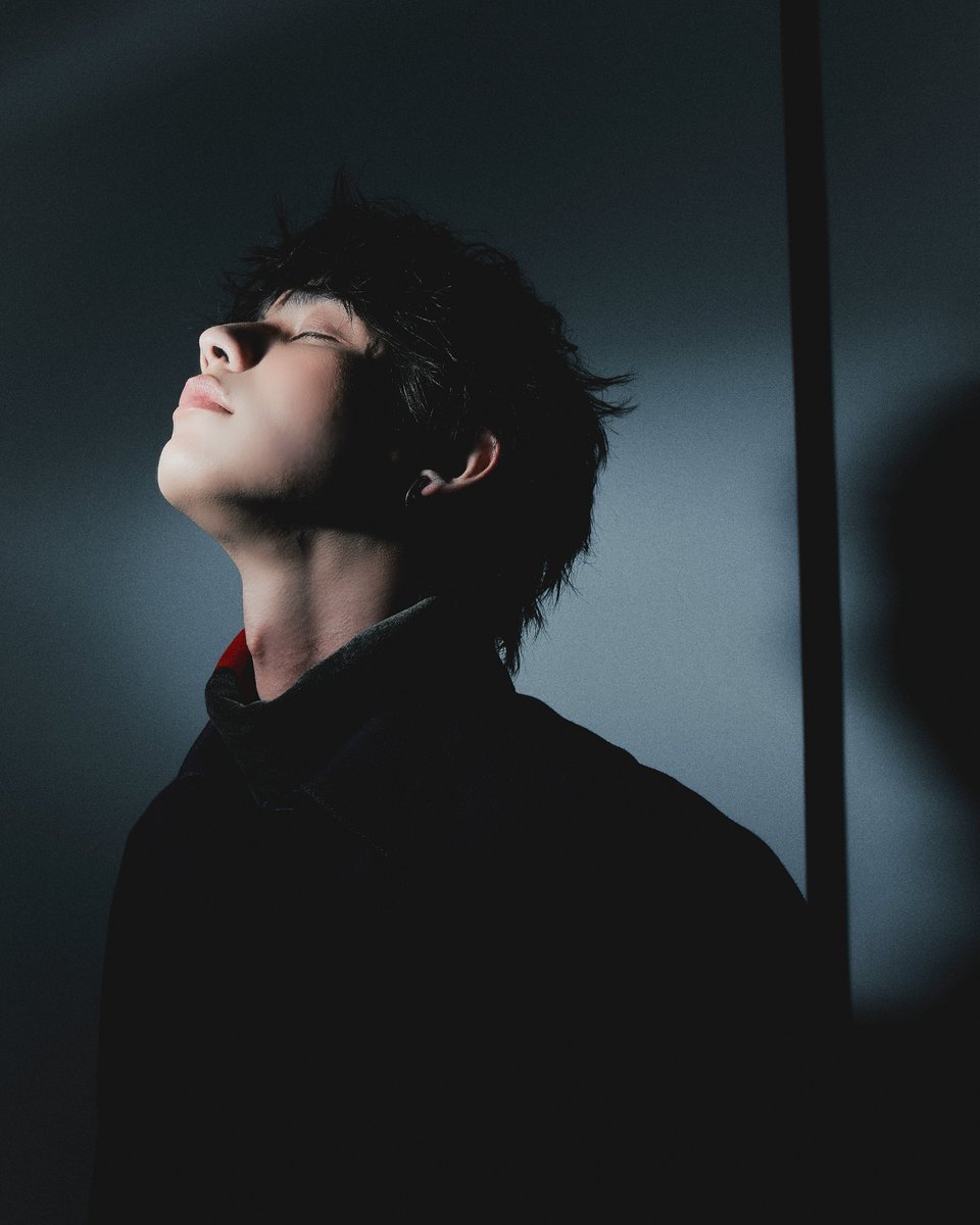 cloud9_ent_ofc's tweet photo. Cast a shadow.
#BurberryWinter2024xBRIGHT
#BurberryxBRIGHT

@Burberry
#Burberry
#LondonFashionWeek2024
#LFW2024 #LFW
#bbrightvc
#Cloud9Ent https://t.co/G6FZLJ9RjT