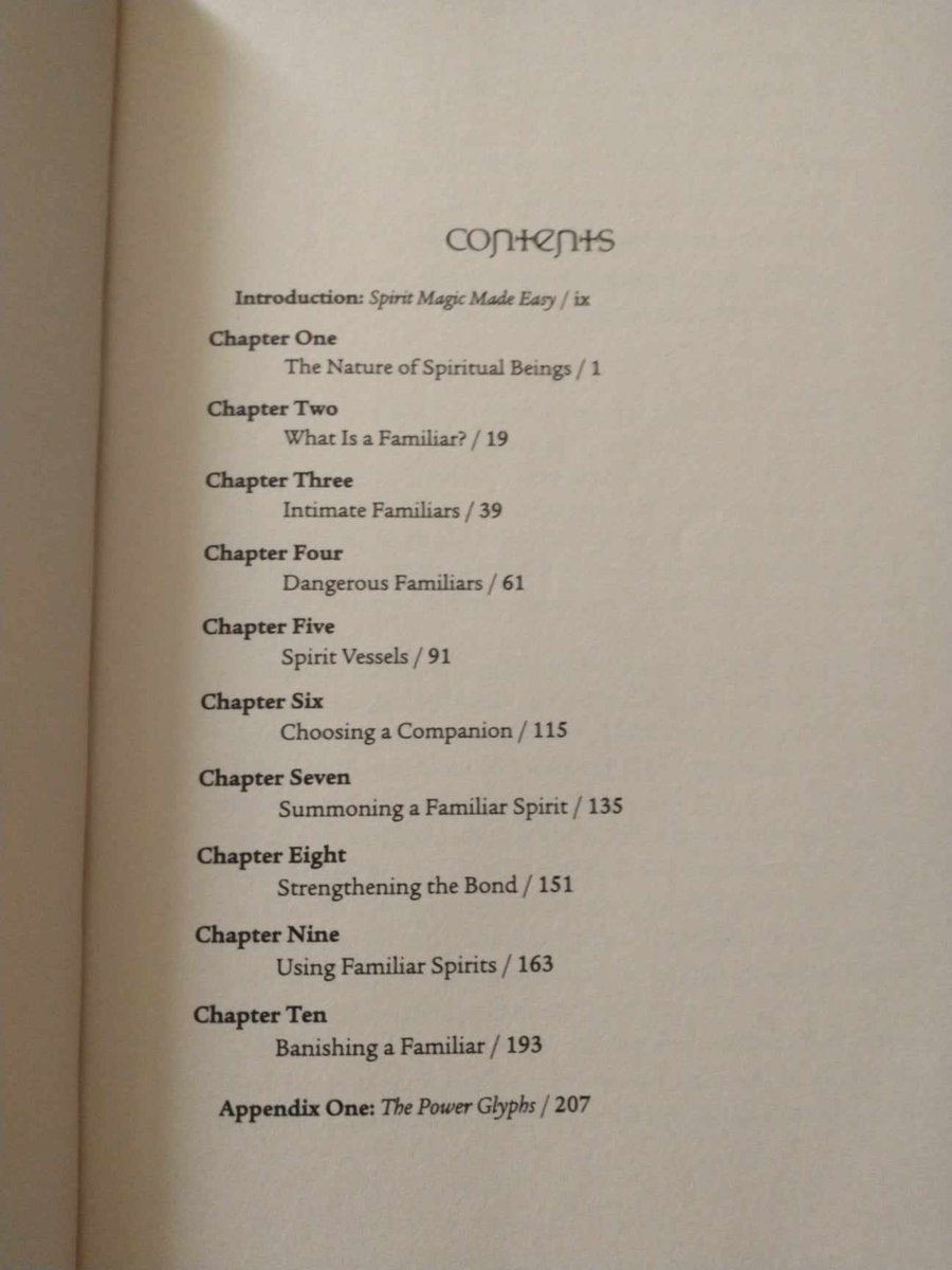KnoxvilleRose's tweet photo. Familiar Spirits by Donald Tyson #sigils & power glyphs at KnoxvilleRose on Etsy! Check it out!
#spirits #magick #ceremonialmagic #hermeticism #talismans #enochian #angelicmagic #hogd #thelema #vintagebooks #occultbooks #occult #occultphilosophy #elementals #booksforsale #books https://t.co/z6XspABlY9