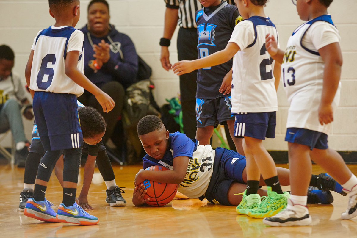 WhiteyNDaZone's tweet photo. At This Stage Of Basketball As A Coach I’m Looking For Aggressiveness, Hustle & Fun For My Boys We Accomplished Just That #RunninMavs 7U This Was My 1st Of Many Tournaments https://t.co/Pp6ZNCEkkl