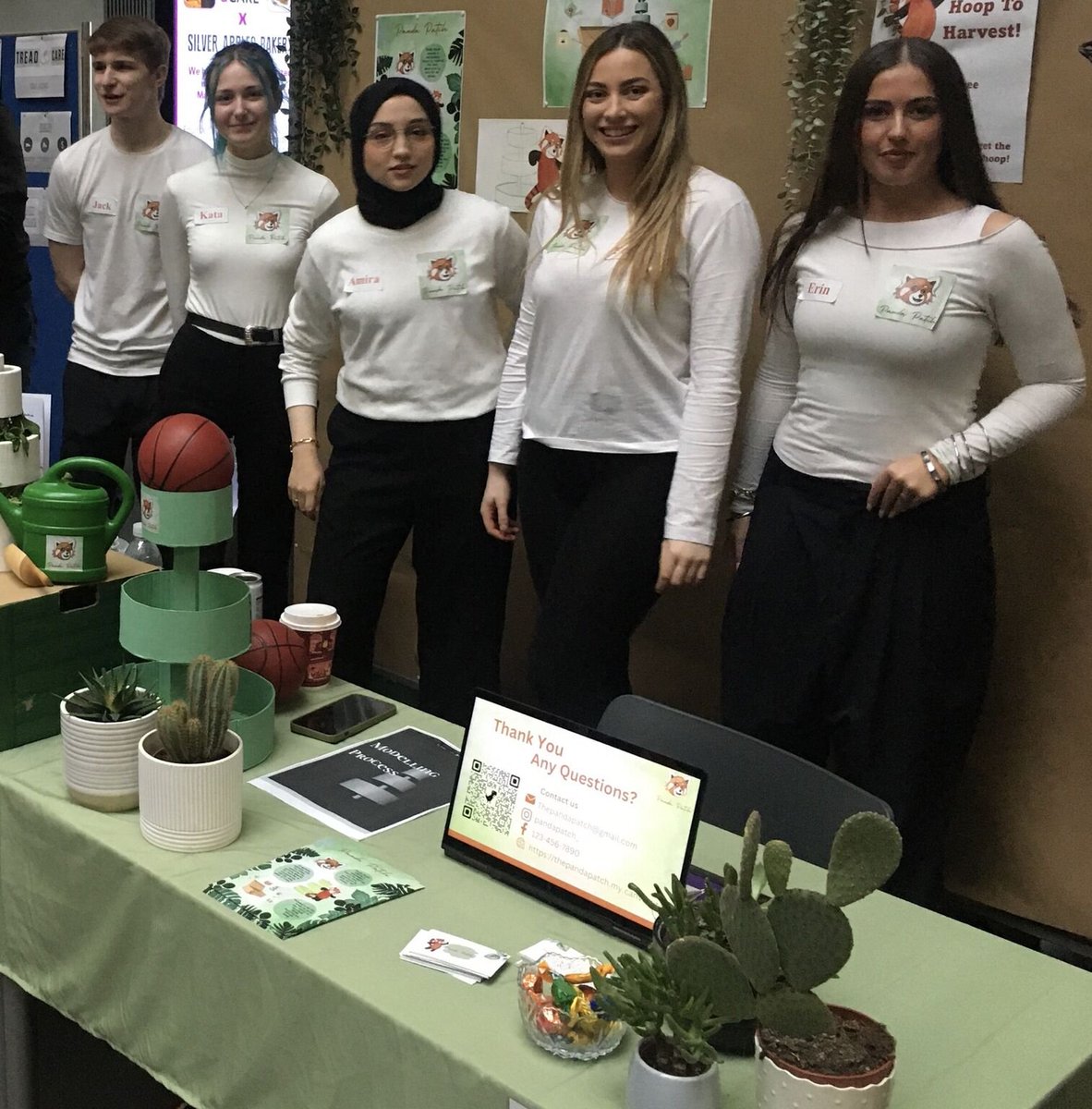 youngenterprise's tweet photo. Wishing all our finalists taking part in the North West Start Up final this Wednesday the very best of luck! 🎉

15 incredible companies will compete for the North West crown and showcase their innovative business ideas!

A huge thanks to @mmu_business for hosting the event and to all supporters for making our HE enterprise event possible.

@DWF_Law @chromarecruit #TheMarketingTrust @Avanade @IOExport #TheInstituteOfLeadership
