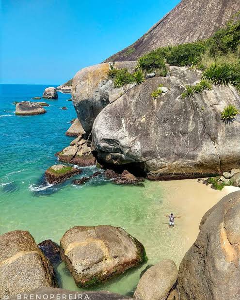Alô galera de ITAIPUAÇU

A pedidos!!!

Está rolando pegação na praia do recanto, relatos que muitos casados estão indo se aliviar lá, por volta das 19:00 horas.

Se alguém já foi comenta.