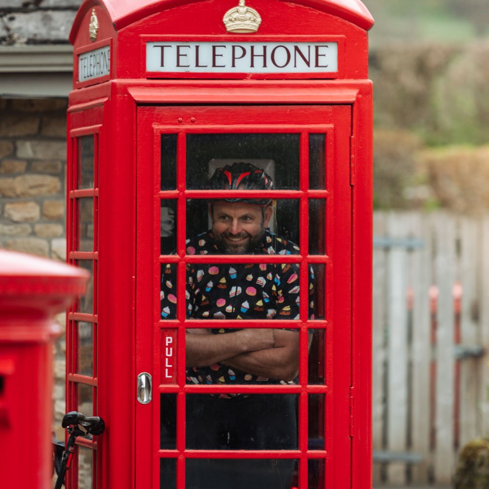 FatLadAtTheBack's tweet photo. Don't mind us, just hiding out in the phone box till Spring decides to make an appearance 🙏
⁠
#fatladattheback #cyclewear #ridebikesbehappy #smilesnotmiles #bodypositivity⁠ https://t.co/kQxuyUU9Uu