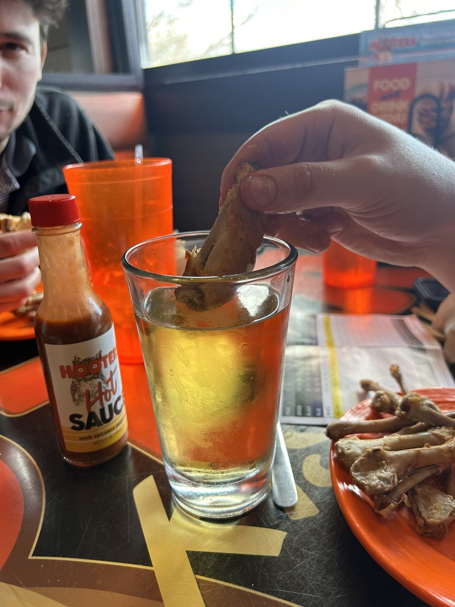 ogteejayjones's tweet photo. @chickentenderl5 @BierhalsVonMon enjoying the house made aioli at hooters in Orlando 🫡 #patriotism #SOB https://t.co/OoA5COYriV